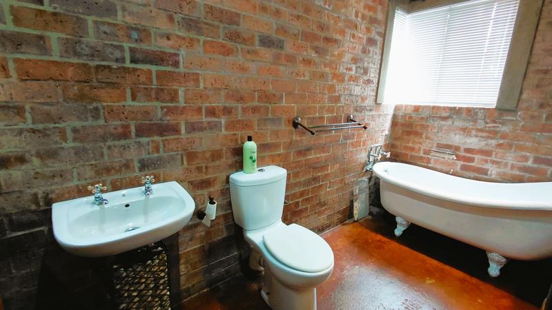 4 Bedroom Property for Sale in Pellissier Free State